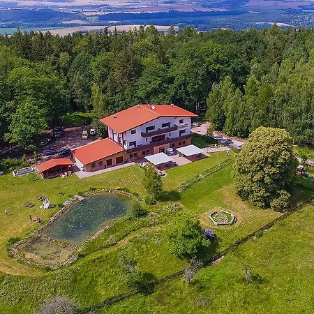 Restaurace & Rochota Penzion 4*